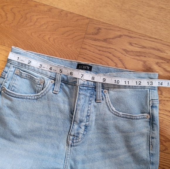 J. Crew Jeans Essential Straight Leg Distressed Size 26 - Picture 8 of 12